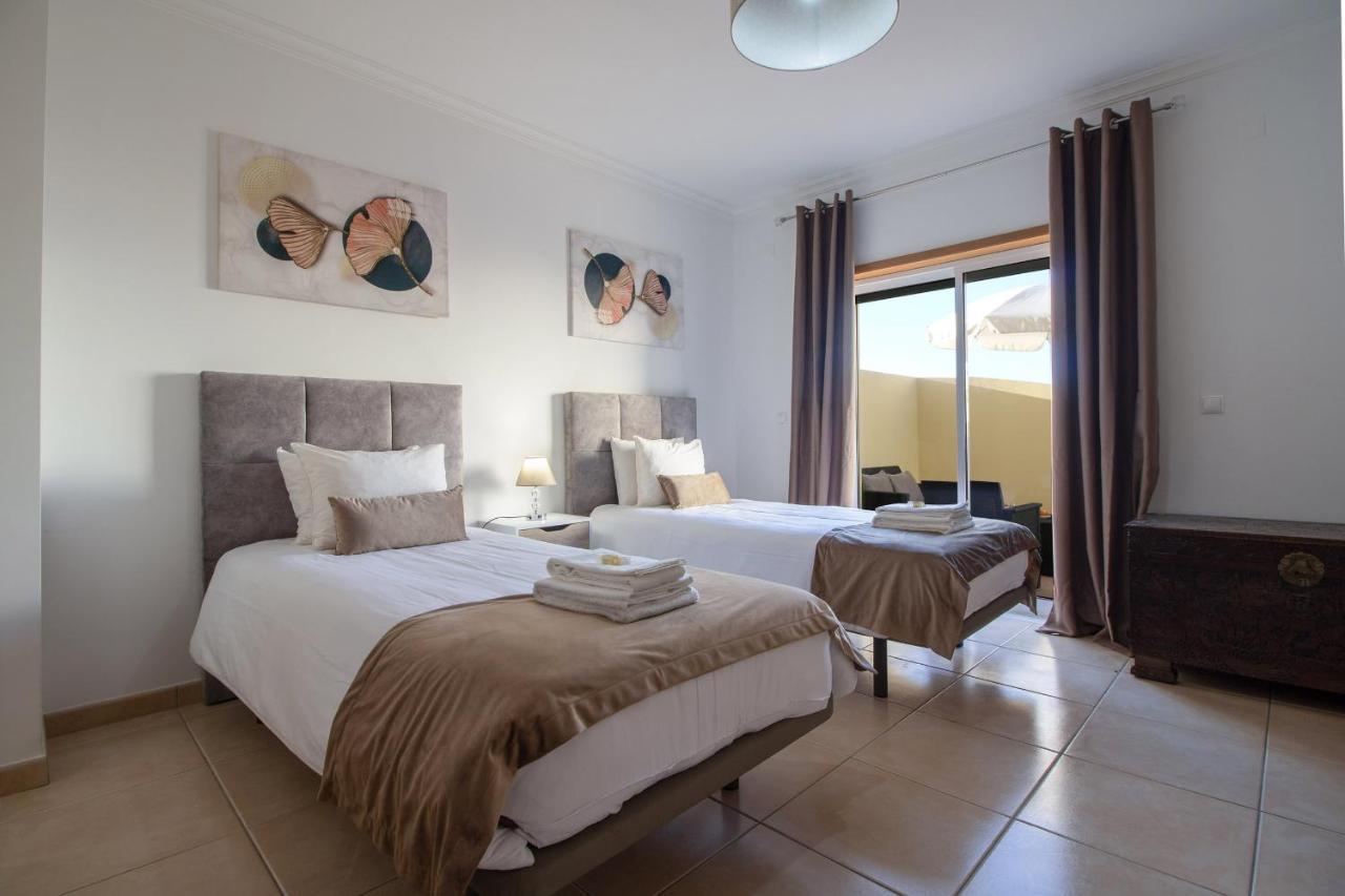 Apartamento Alameda Quarteira Exteriör bild