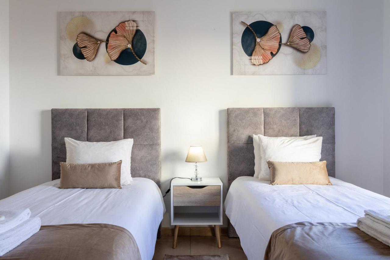 Apartamento Alameda Quarteira Exteriör bild