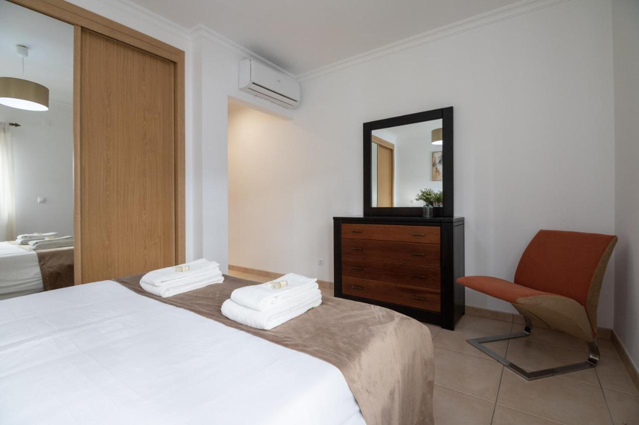 Apartamento Alameda Quarteira Exteriör bild